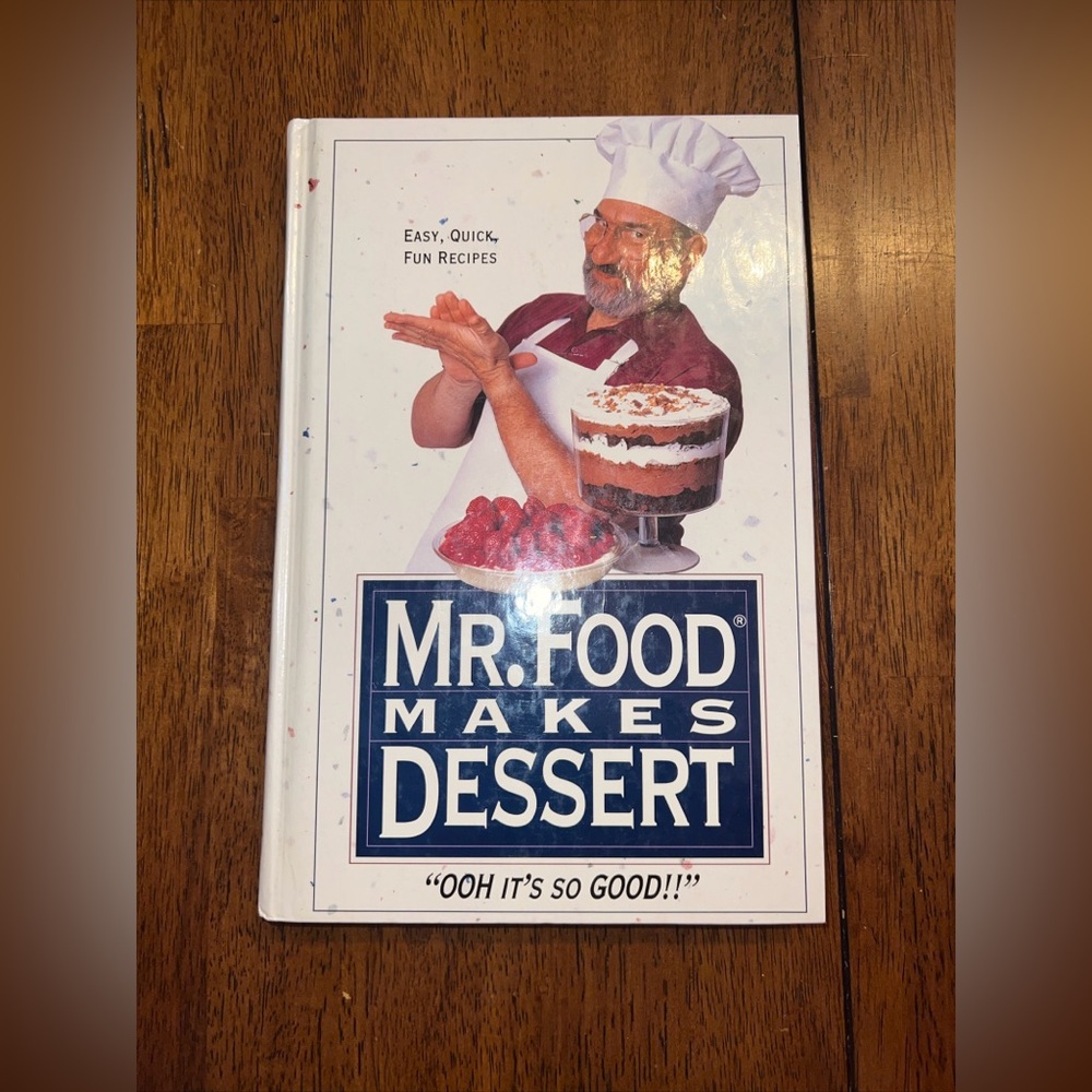 *5/$15* Mr Food Makes Dessert - Vintage Cookbook - Used